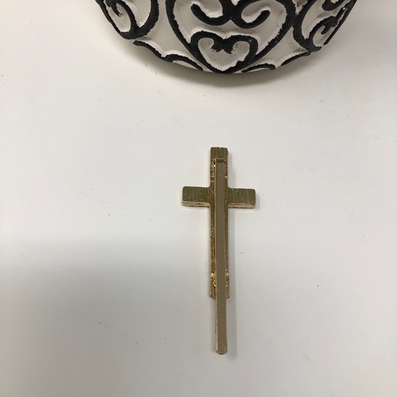 Fashion Accessory - Picture 3 of 5